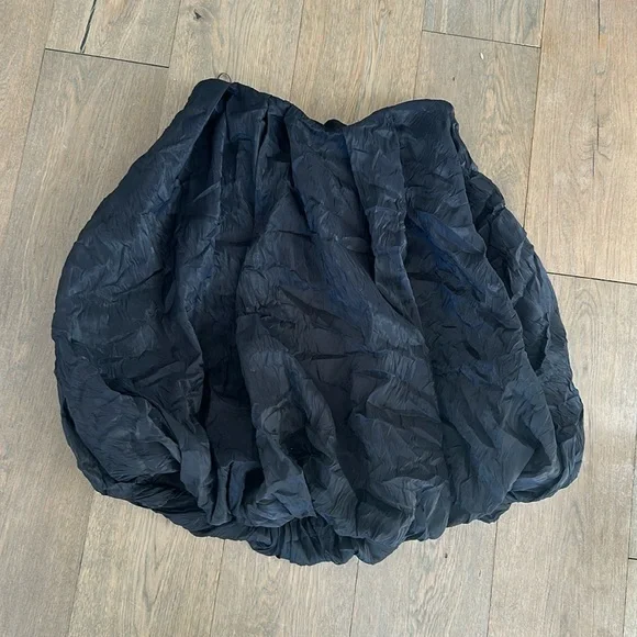 ZARA - Black Bubble Skirt - Picture 1 of 2